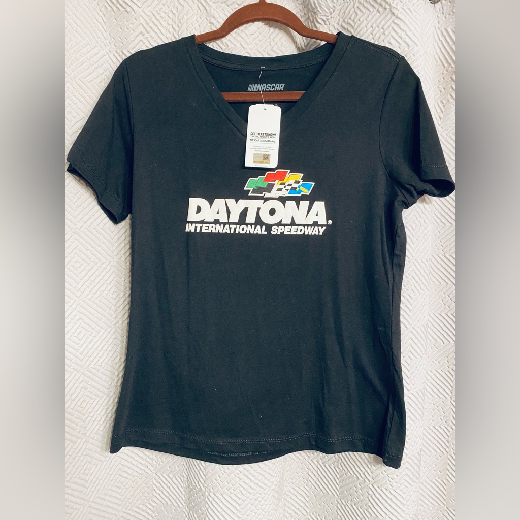 Nwt Daytona International Speedway Black TShirt